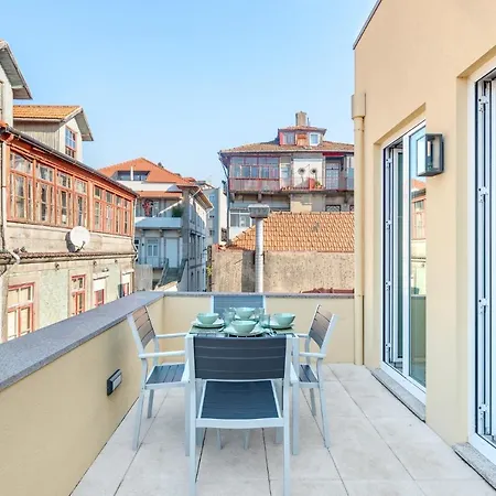 7 Bridges Estudios- Porto-Houses And Suites-2