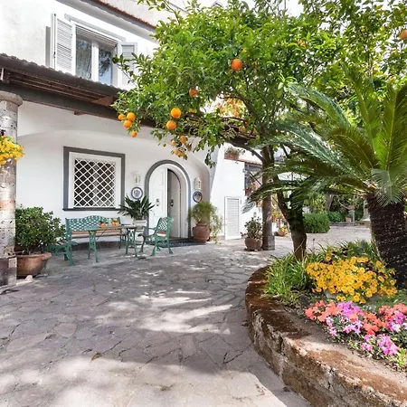 Villa Maresca B&B-2