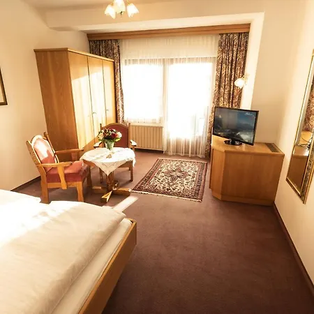 Hotel Helga-2