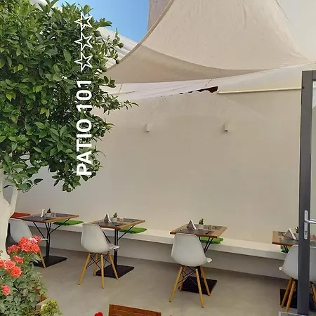 Patio 101 "Exclusive"-2