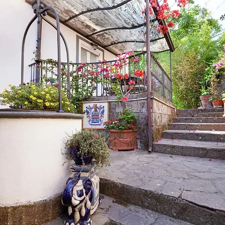 Villa Maresca B&B-2