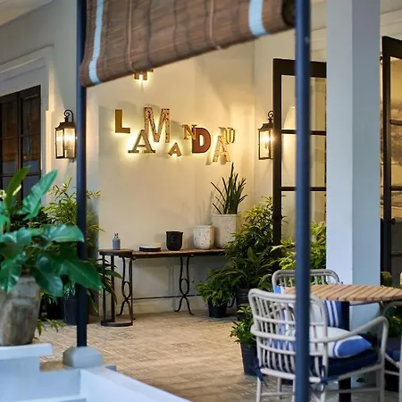 Lamandau House-2