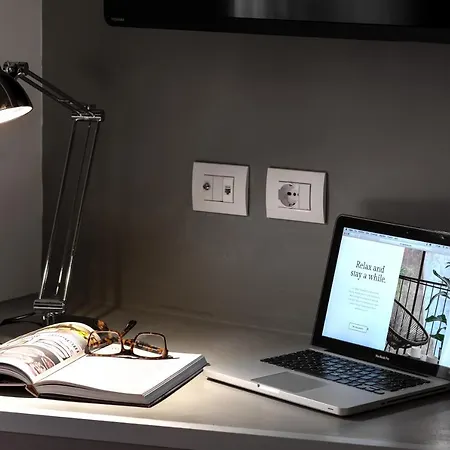 N - Space Modern Guestrooms-3