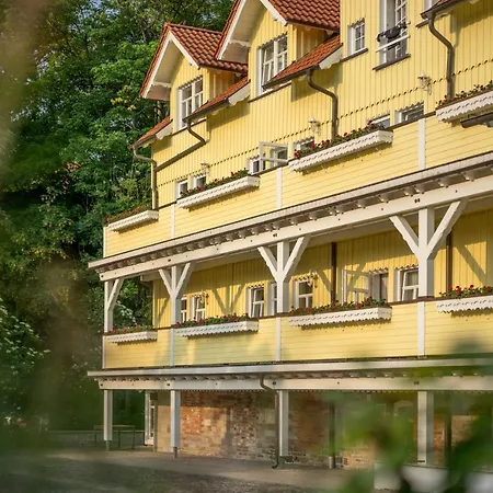 Boutiquehotel Schloßpalais-3