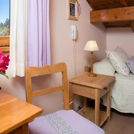 Hosteria Katy-3