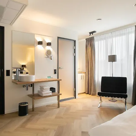 Snoozz Hotels Bolsward Boutique hotel zonder receptie met digitale sleutel-3
