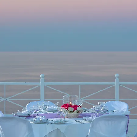 Peninsula Resort & Spa-2