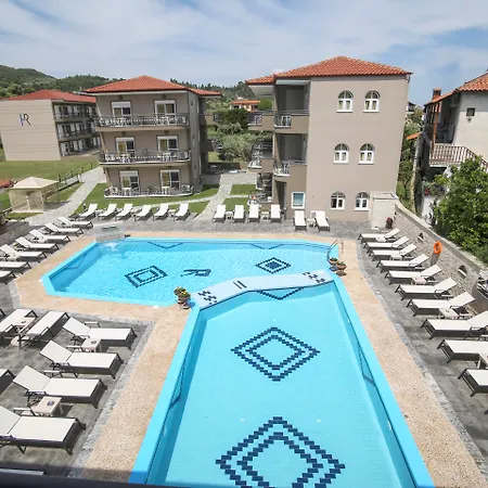 Royal Hotel And Suites-2