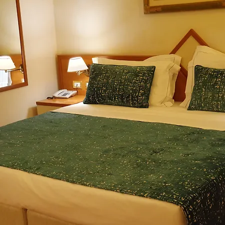 Hotel Maxim Axial-2