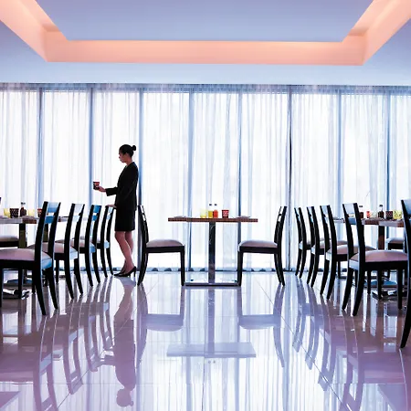 Traders Hotel, Abu Dhabi-2