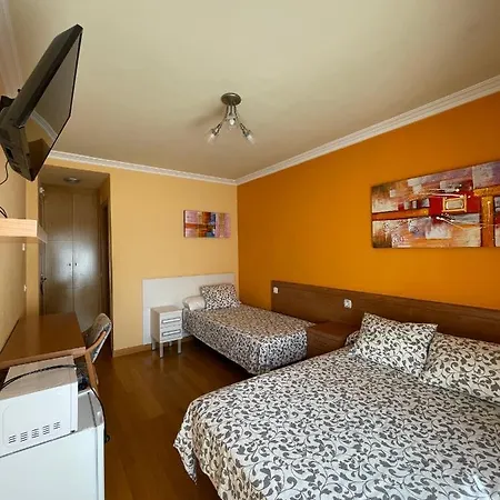 Hostal Santiago 2-3