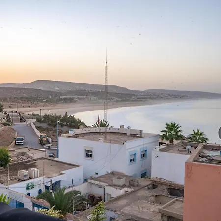 Amayour Surf Hostel-2