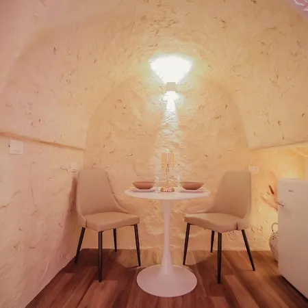 Malely Suite con Jacuzzi Privata - Martina Franca-3