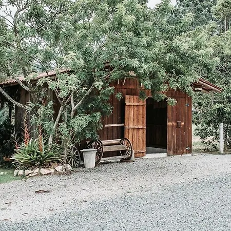 Fazenda Momm - Pousada e Eventos-2