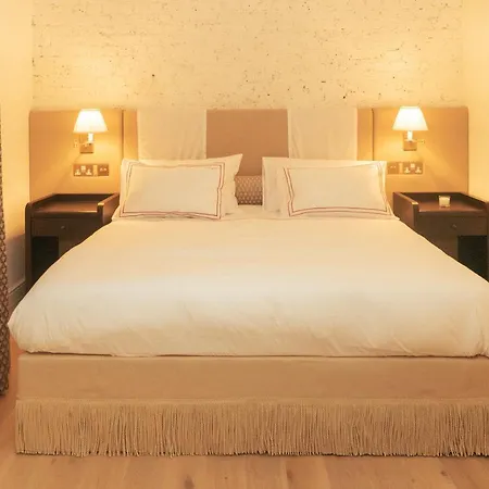 Magda Boutique Rooms-3