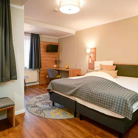 Hotel Lindenhof-3