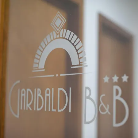 Garibaldi R&B-2