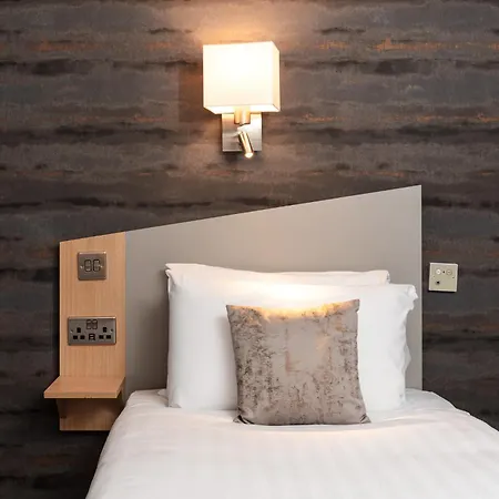 Caledonian Hotel 'A Bespoke Hotel'-3