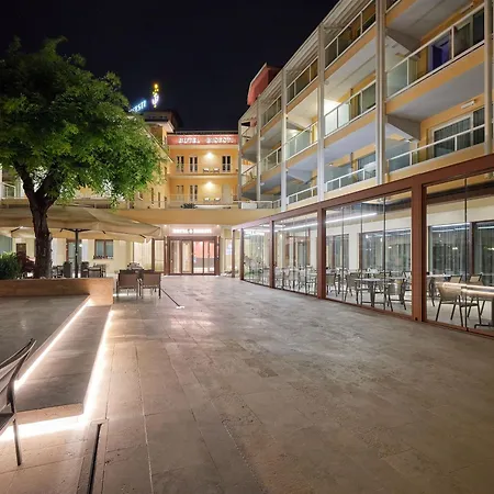 Hotel Bisesti ***S-2