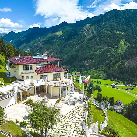 Das Land-Palais - Your Lovely Mountain Hideaway-3