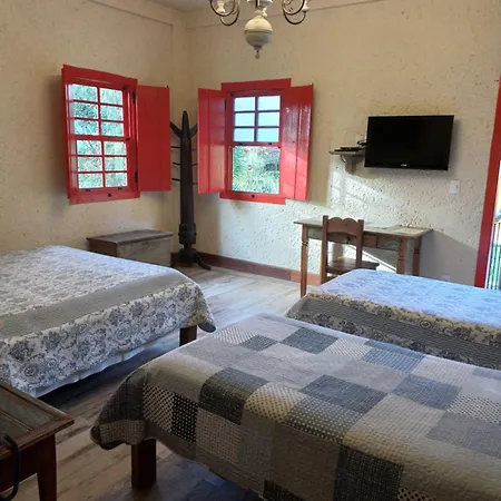 A Casa Vermelha Hospedaria-3