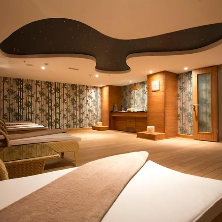 Miracle Istanbul Asia Airport Hotel & Spa-2