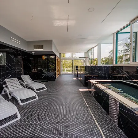 Villa Bauhaus Wellness Apart-Hotel-2