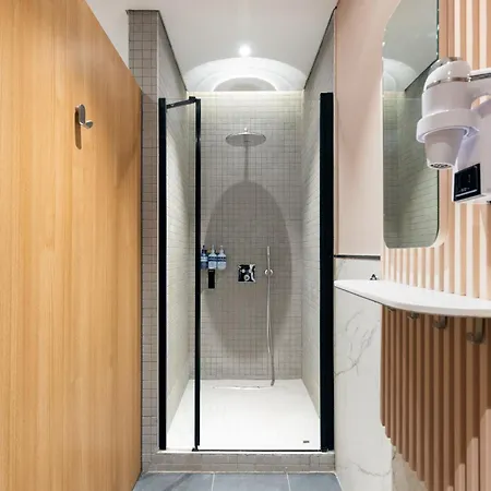 Yotelair Istanbul Airport, Duty Free - International Transit Area-2