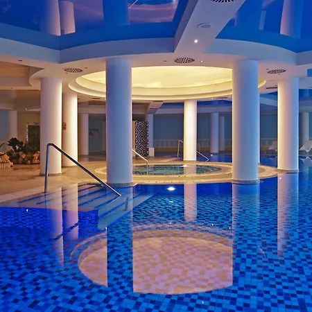 La Marquise Luxury Resort Complex-3