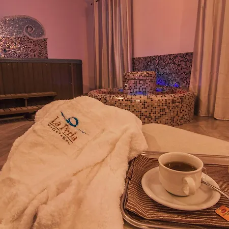 Hotel La Perla-3