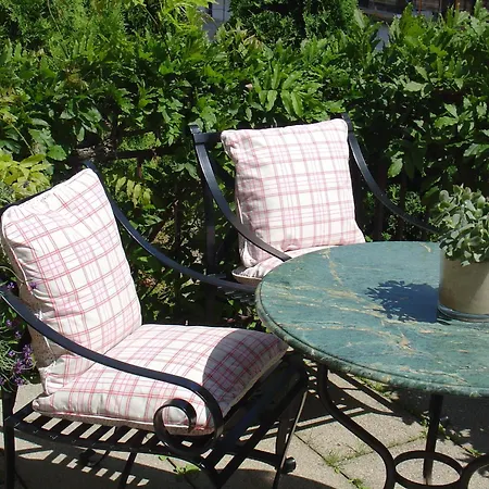 Hotel garni Kaiserstuhl-2