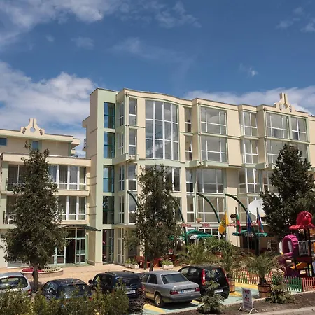 Sunny Day Club Hotel-2