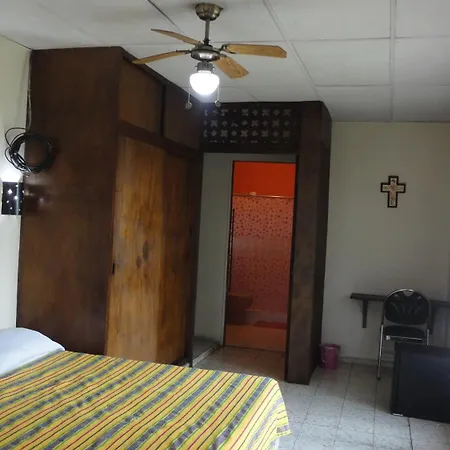 Hostal Doña Marta-2