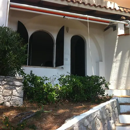 Residence Cala Di Mola-2