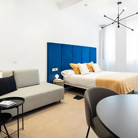 Blanq Marina Suites-2