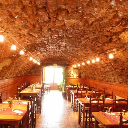 Hostal Els Roures-3
