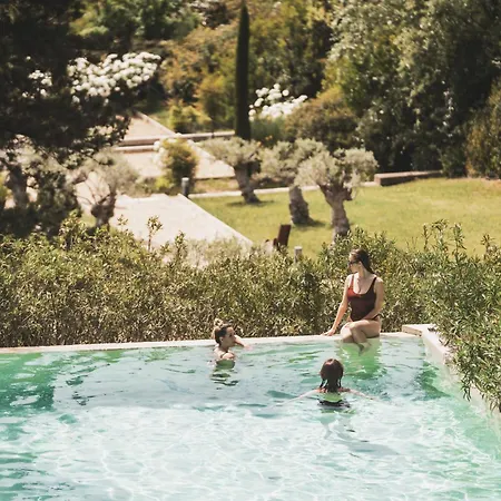 Les Lodges Sainte-Victoire Hotel&Spa-3