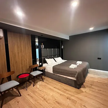 Garden Lounge Hotel-3