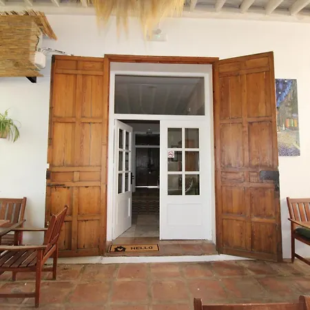 Hostal Las Acacias-2