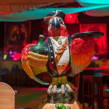 Hotel Du Parc - Pirates-3