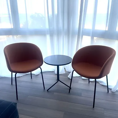 Hotel Petit Palais-2