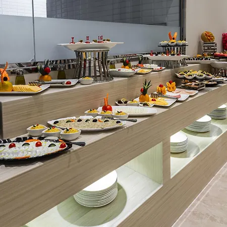 Voyage Hotel & Suites-3