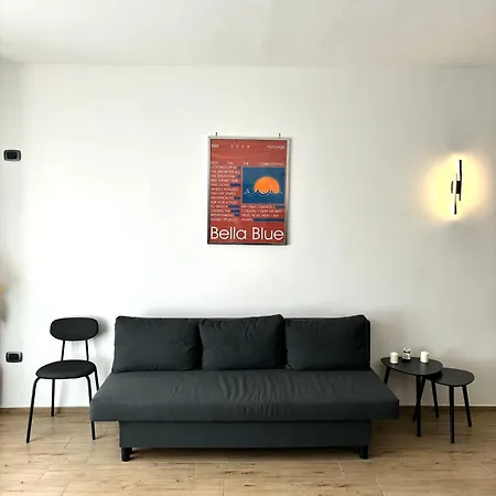 Bella Blue B&B-3