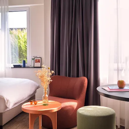 STAYERY Cologne Sülz-3