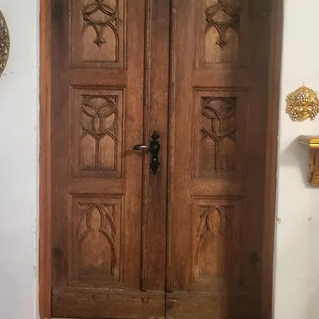 Burg Hermannstein - Kings Room-2