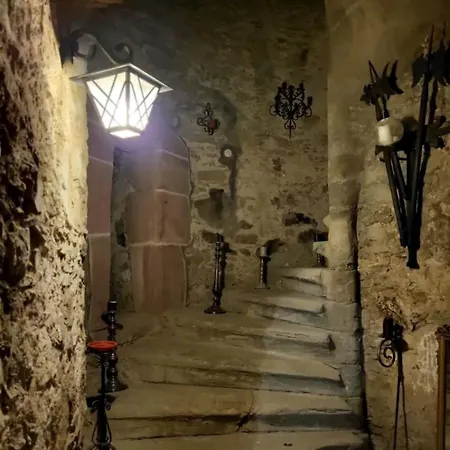 Burg Hermannstein - Kings Room-3