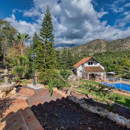 Villa Morera Bed & Breakfast-3