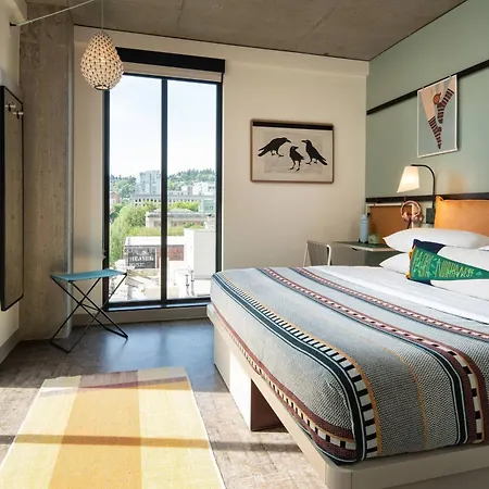 Moxy Portland Downtown-3