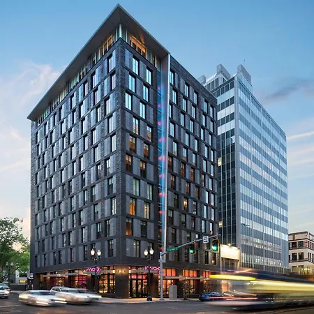 Moxy Portland Downtown-2