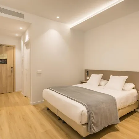 Mon Suites Jardín de Ayora-2